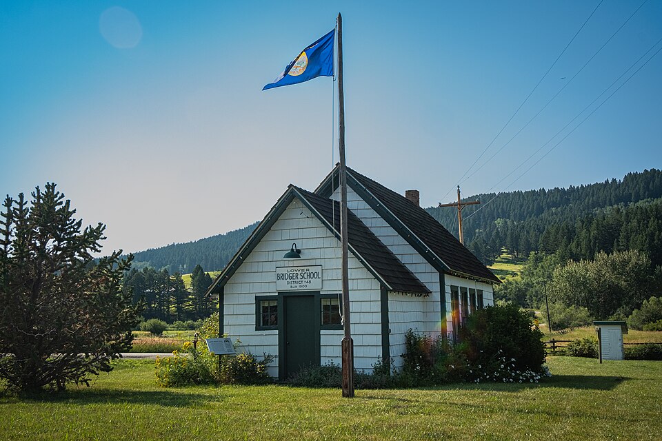 Photograph of Lower Bridger School