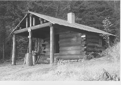 Photograph of Upper Logging Lake Snowshoe Cabin