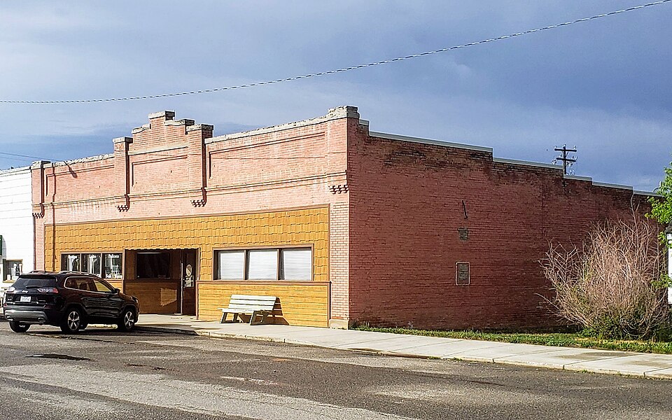 Photograph of Baker and Lovering Store