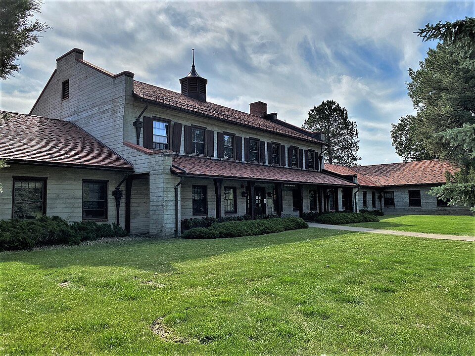 Photograph of Administration Building
