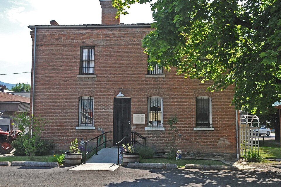 Photograph of Sanders County Jail