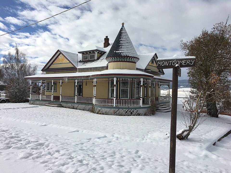 Photograph of M.E. Doe House