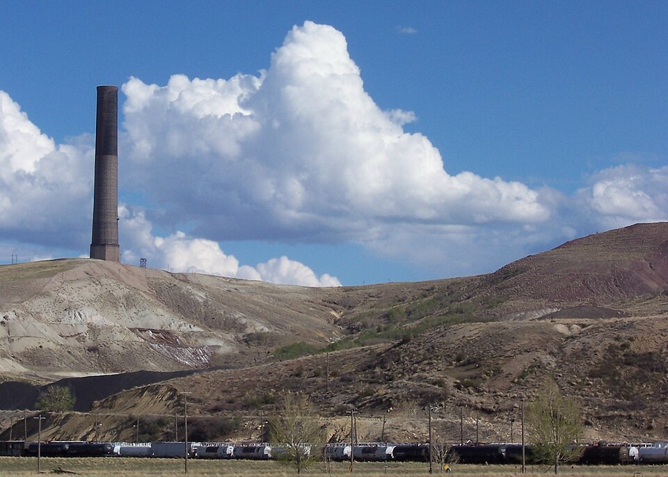 Photograph of Anaconda Smelter Stack