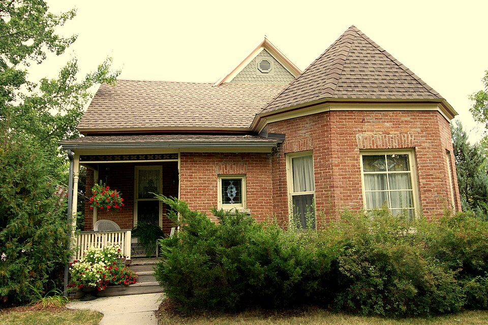 Photograph of Busch House