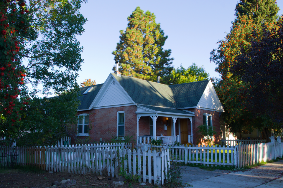 Photograph of Peterson House