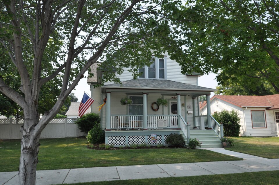 Photograph of John Lagerquist House
