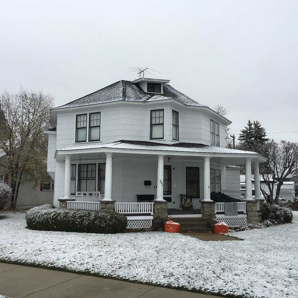 Photograph of Other C. Wamsley House
