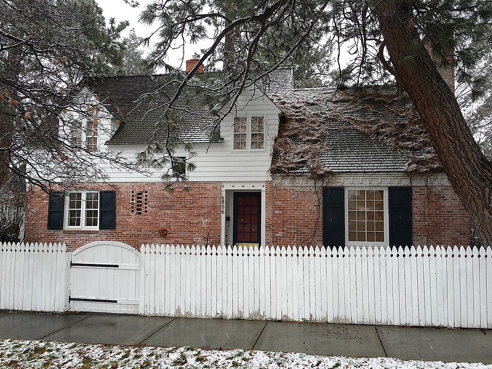 Photograph of Gordon House