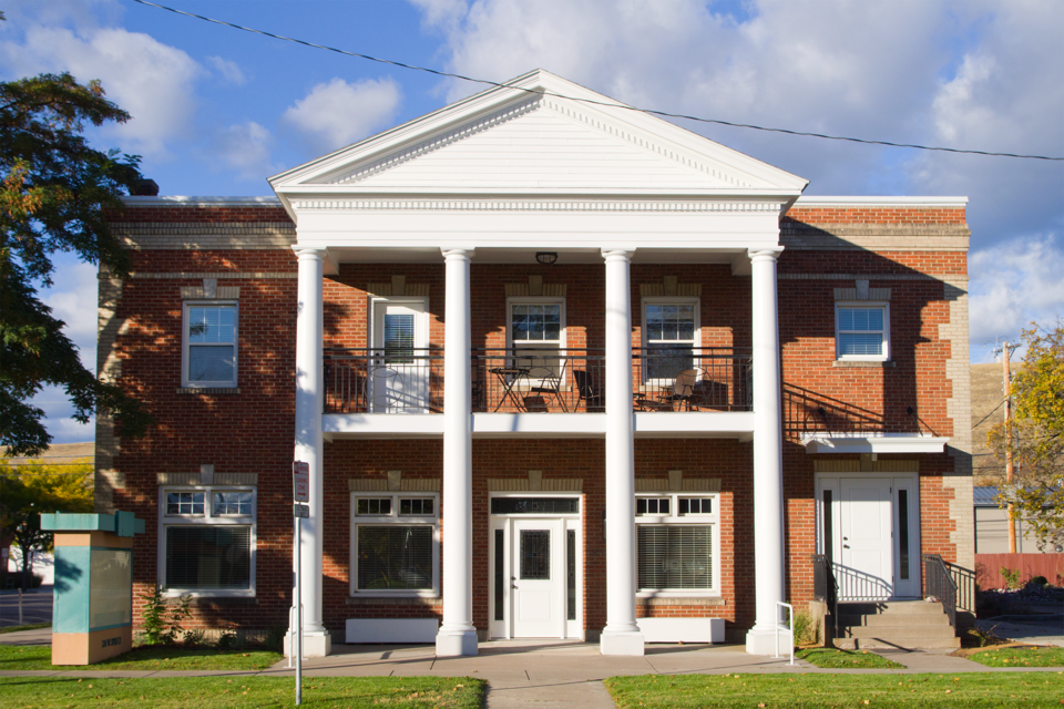Photograph of Marsh and Powell Funeral Home