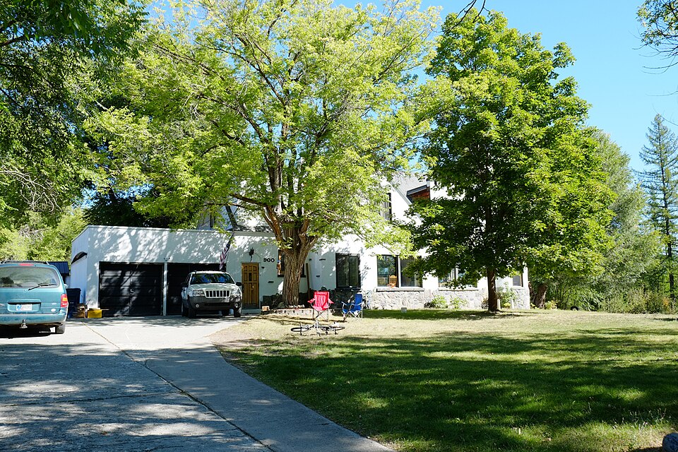 Photograph of Ray E. Taylor House