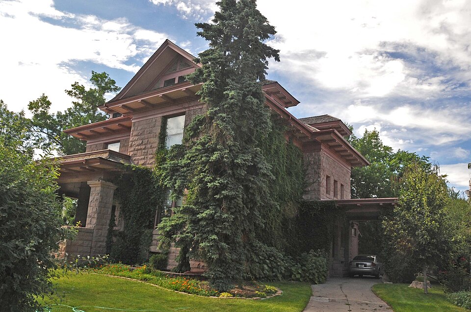 Photograph of Lee M. Ford House