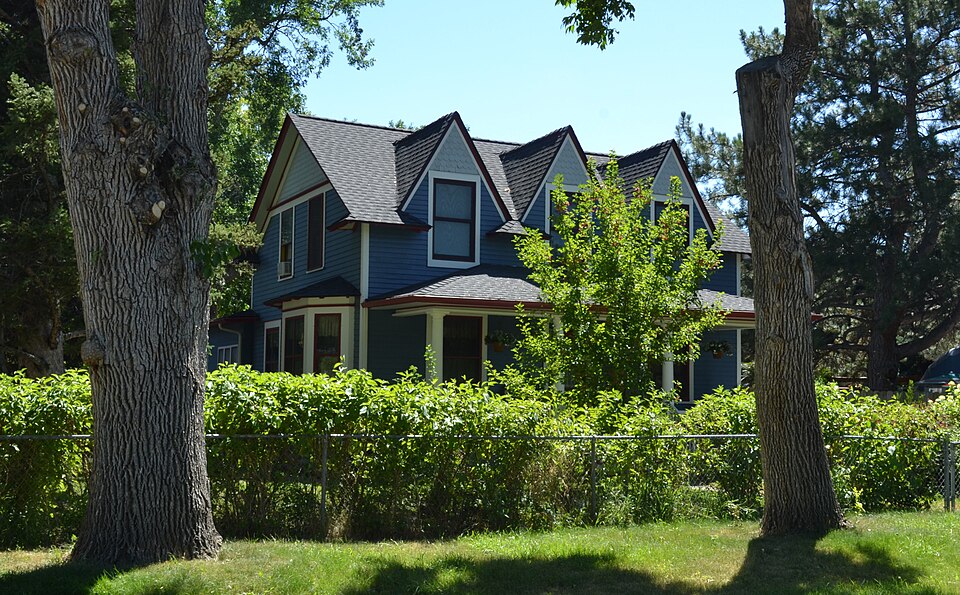 Photograph of Stoltz House