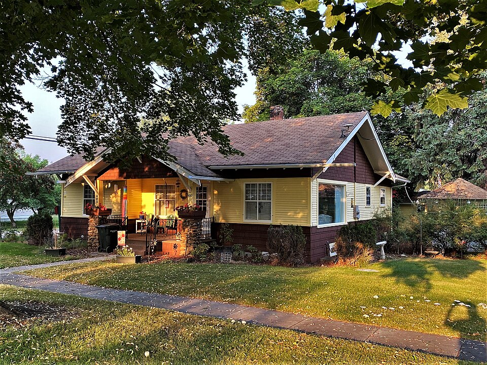 Photograph of Jennie Clark House