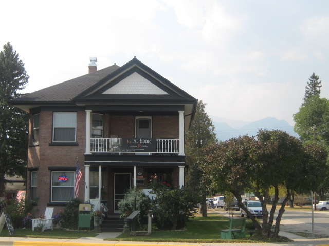 Photograph of Calvin and Maggie Cook House