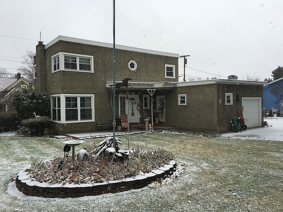Photograph of Gavin House