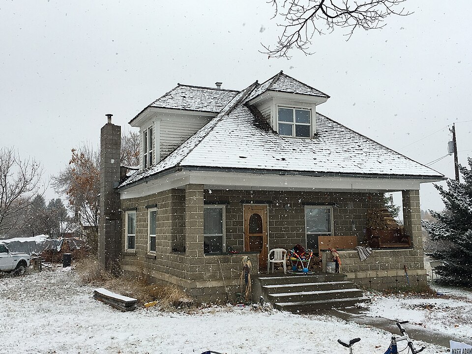 Photograph of John G. Howe House