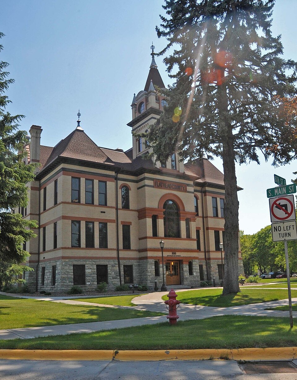 Photograph of Courthouse Historic District