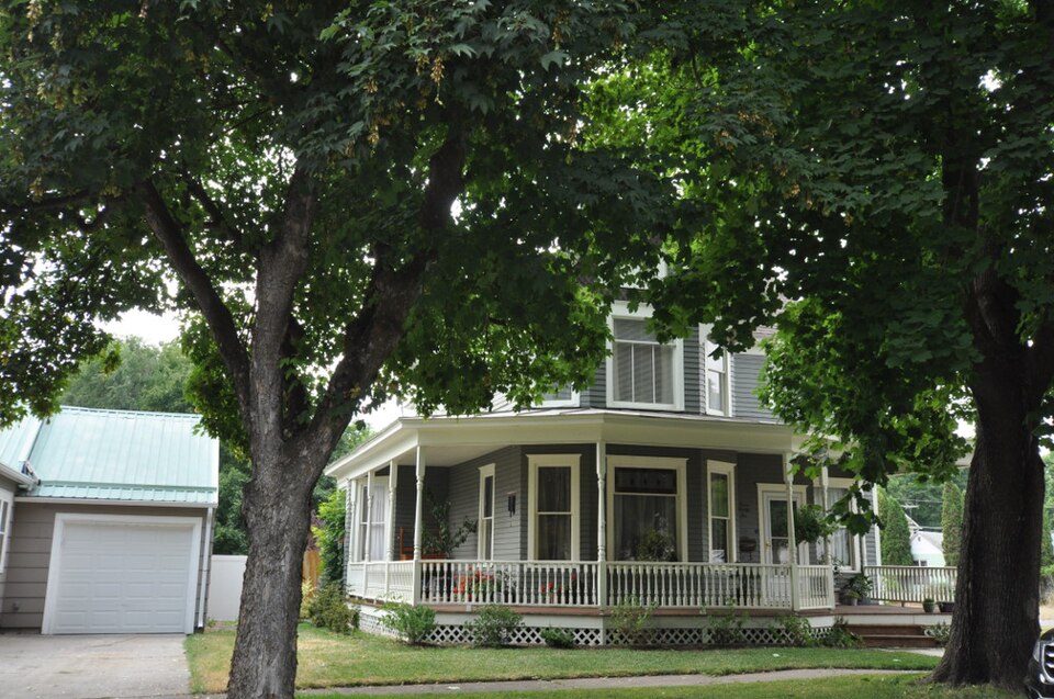 Photograph of Leibig House