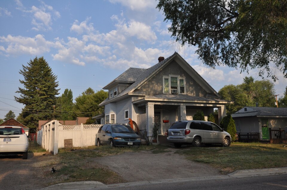 Photograph of McMannamy House and Rental Properties