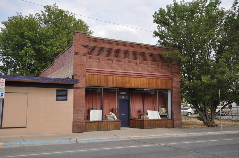 Photograph of Thibodeau Electric Shop