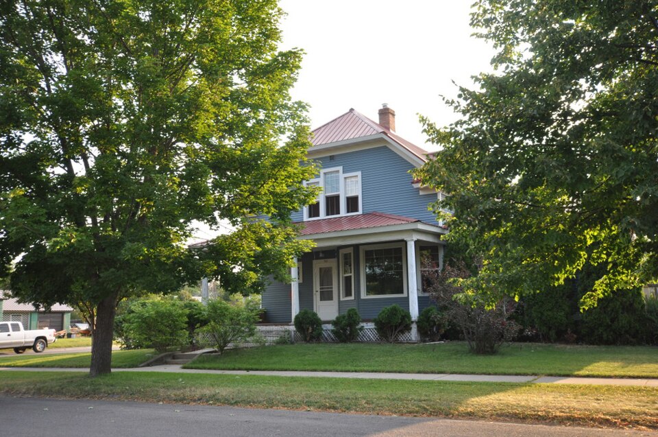Photograph of Woll House