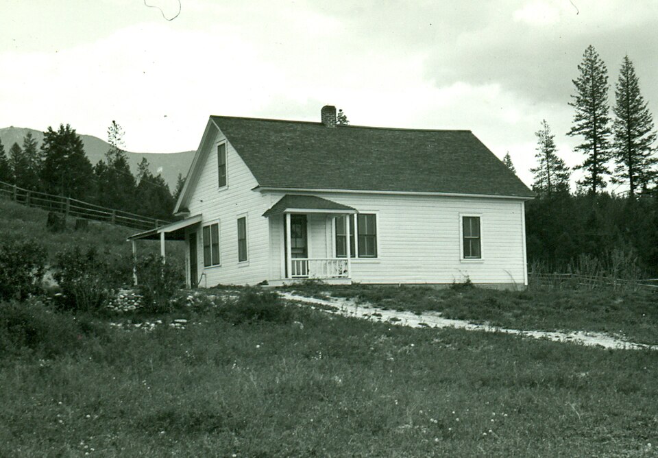 Photograph of Ant Flat Ranger Station