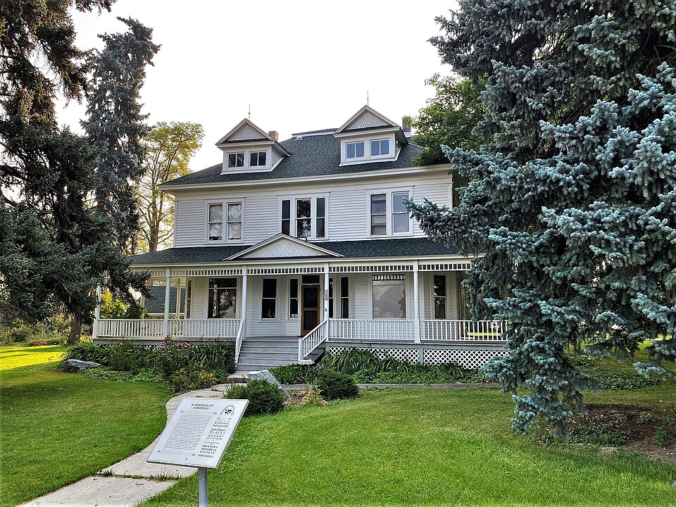 Photograph of Summers-Quast Farmstead