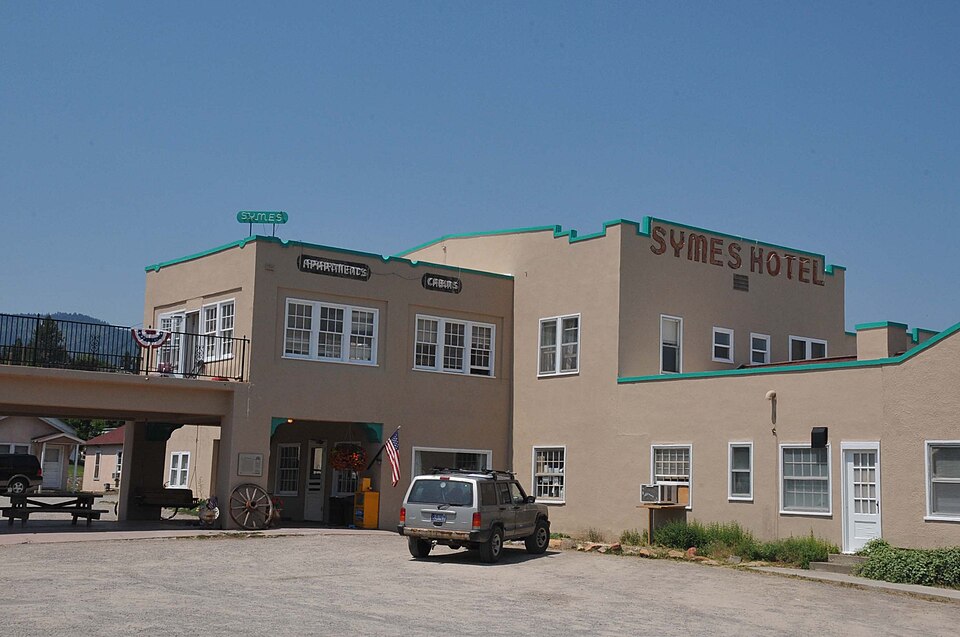 Photograph of Symes Hotel