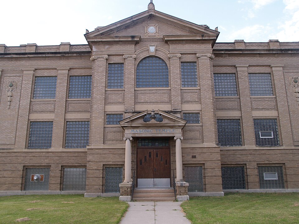 Photograph of Devils Lake Masonic Temple