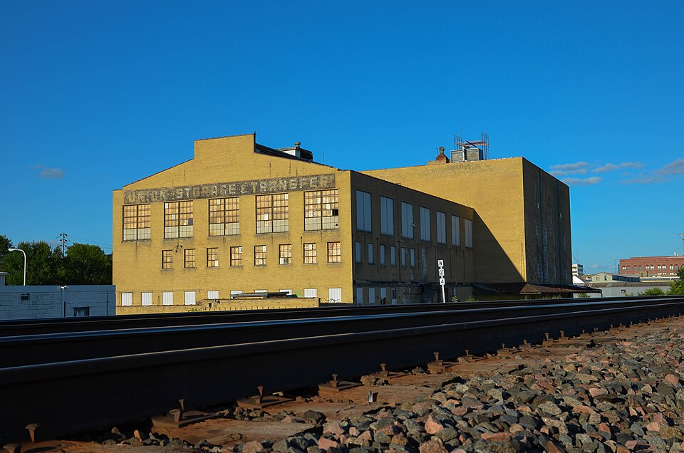 Photograph of Union Storage & Transfer Cold Storage Warehouse and Armour Creamery Building