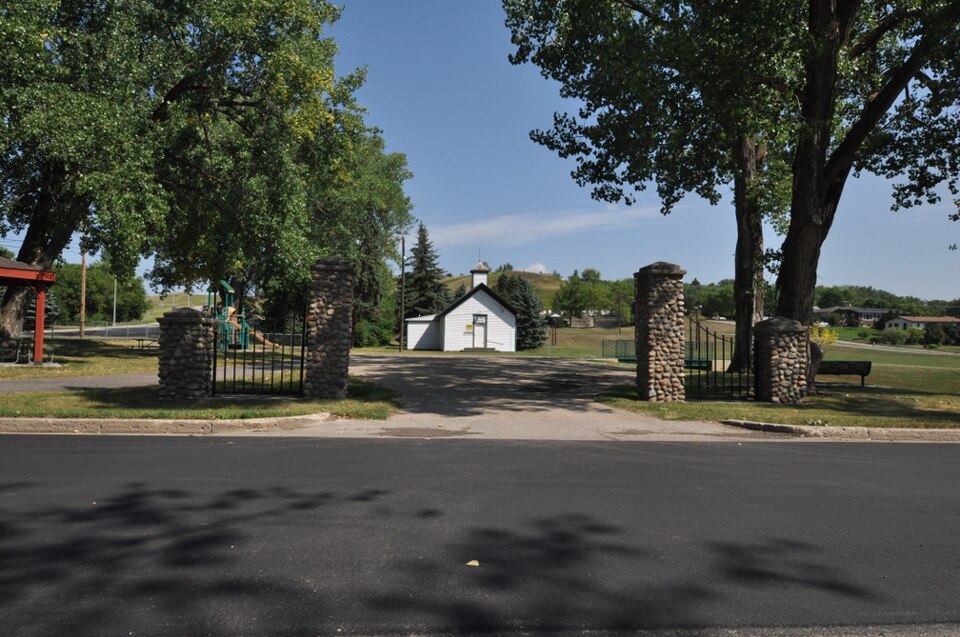 Photograph of Amphitheater and Fieldstone WPA Features at Valley City Pioneer Park