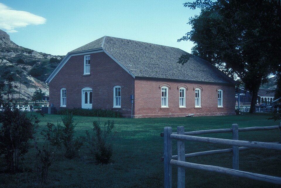 Photograph of Von Hoffman House