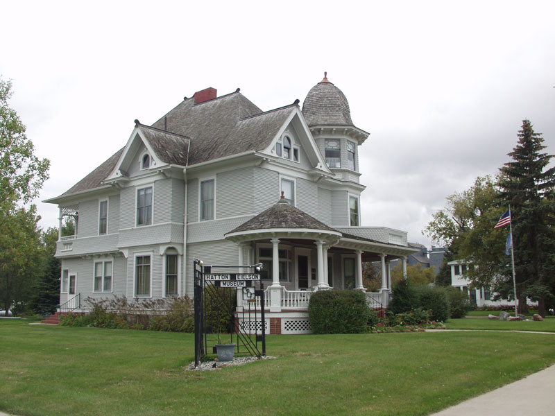 Photograph of Carl Ben Eielson House