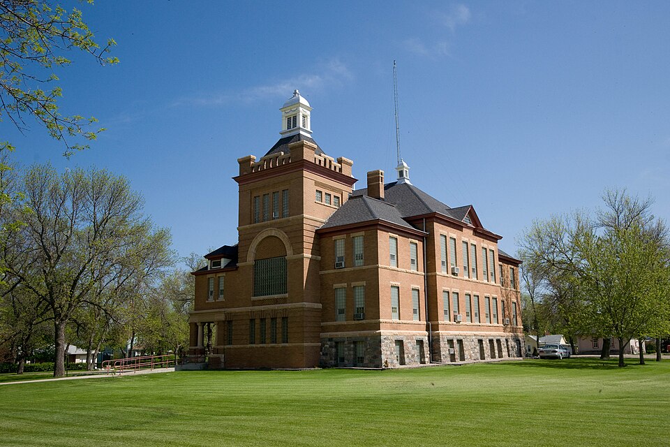 Photograph of Benson County Courthouse