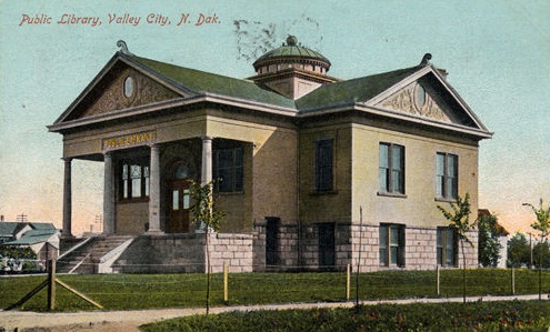 Photograph of Valley City Carnegie Library
