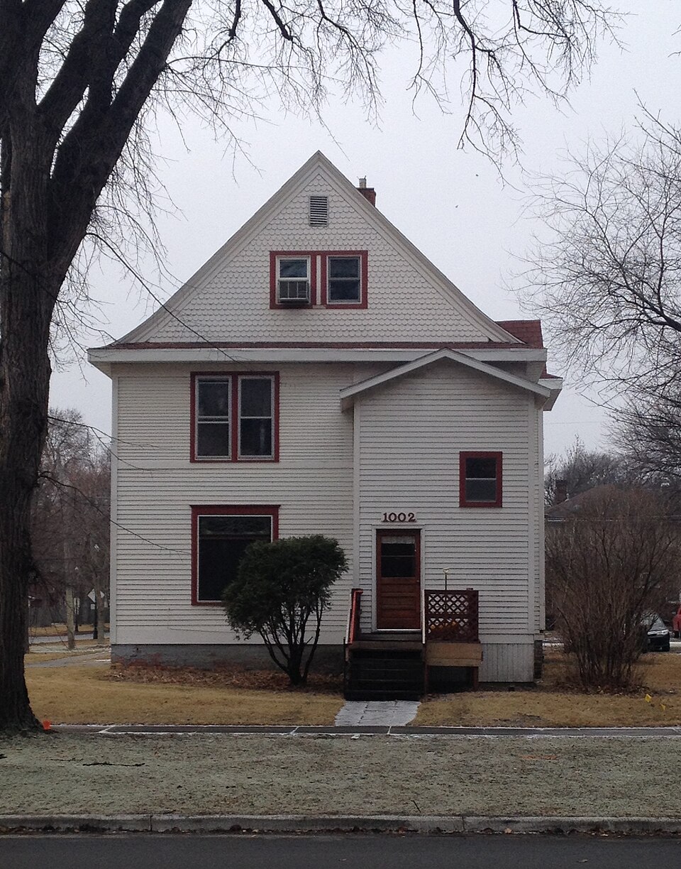 Photograph of Lewis House