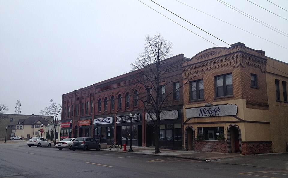 Photograph of Knerr Block, Floyd Block, McHench Building and Webster and Coe Building