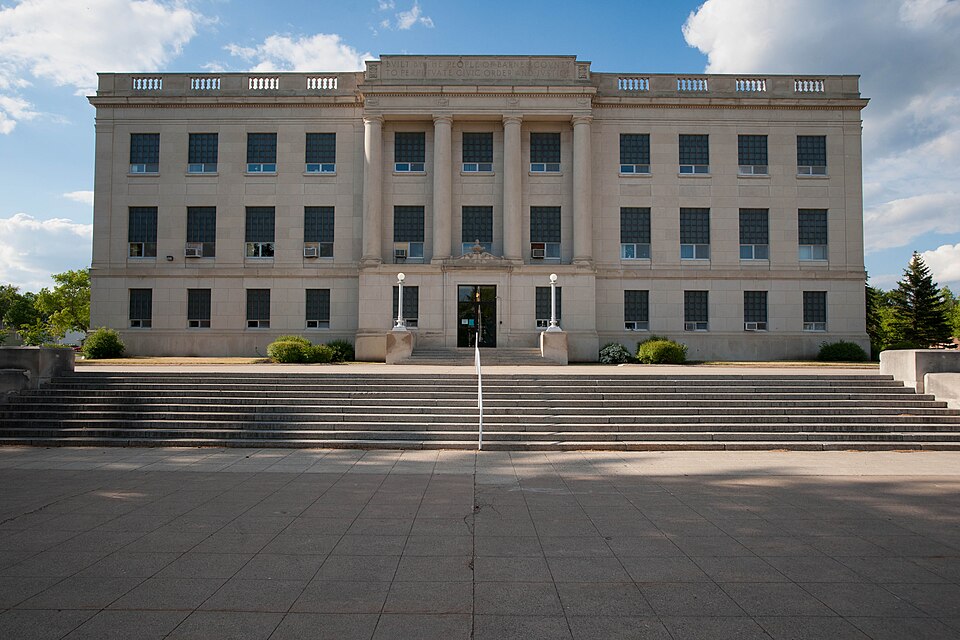Photograph of Barnes County Courthouse