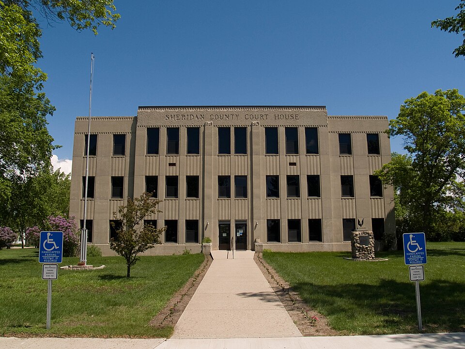 Photograph of Sheridan County Courthouse