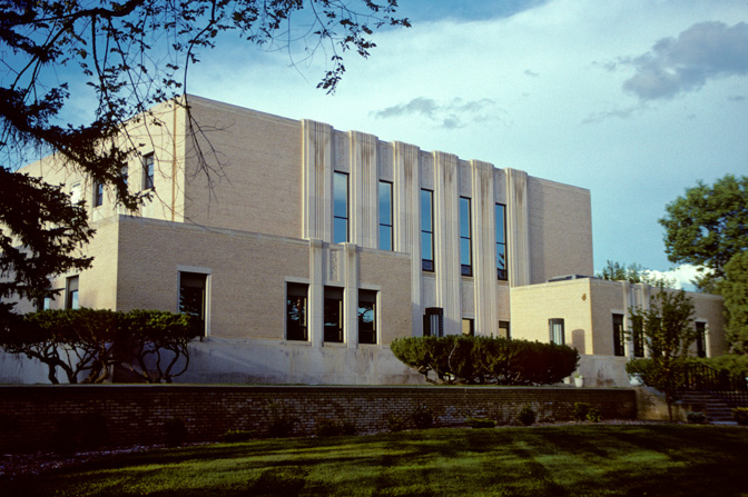Photograph of Stark County Courthouse