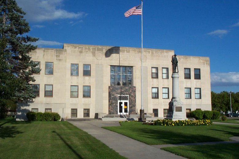 Photograph of Walsh County Courthouse