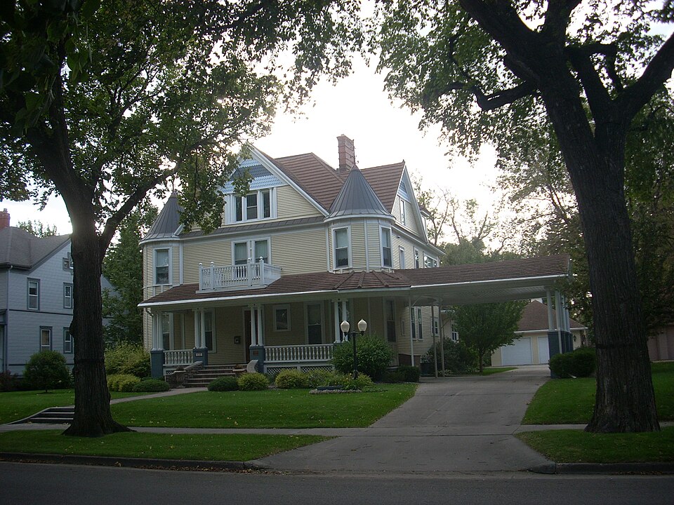 Photograph of Harriet and Thomas Beare House