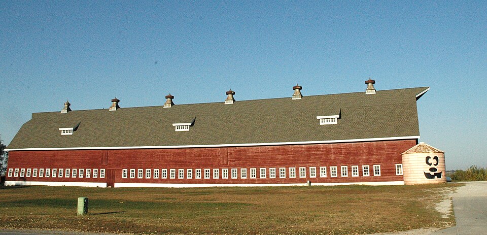 Photograph of Ackerhurst Dairy Barn