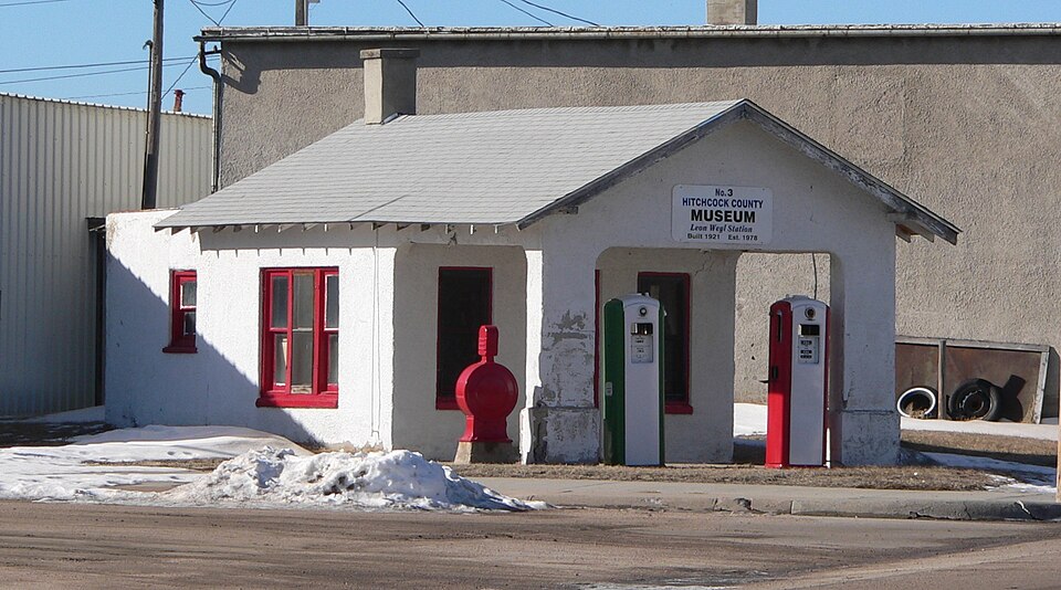 Photograph of Weyl Service Station