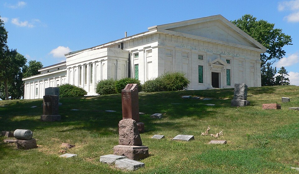Photograph of West Lawn Mausoleum
