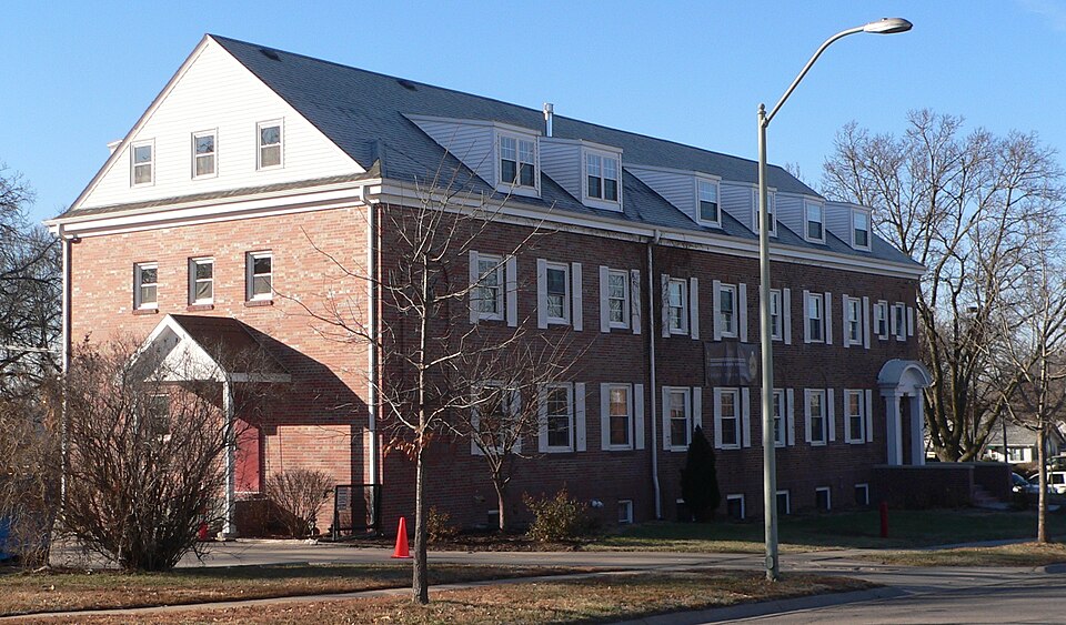 Photograph of Phi Kappa Tau Fraternity House