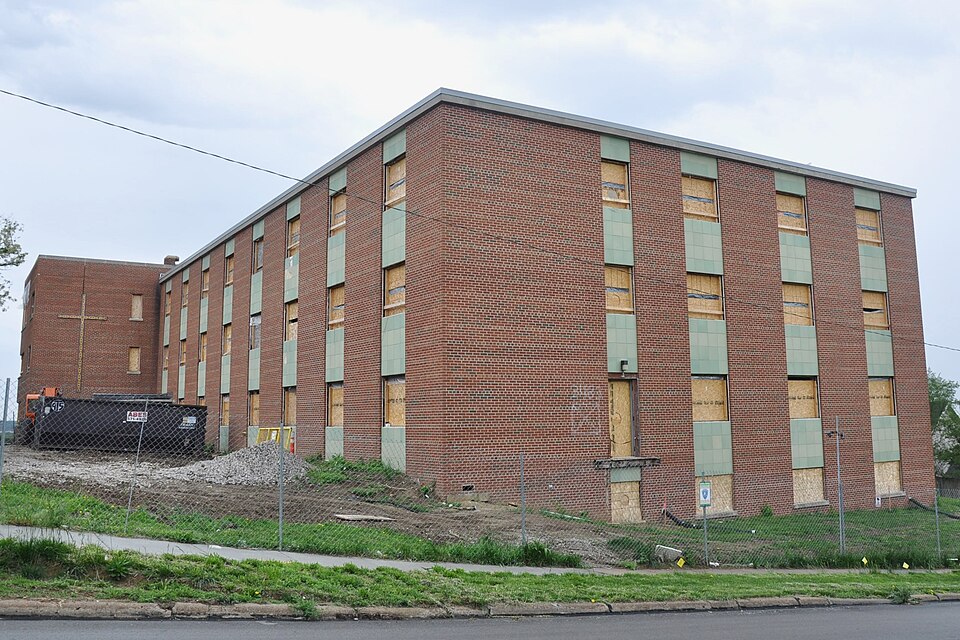 Photograph of Immanuel Deaconess Institute Nurses' Home and School for Nursing