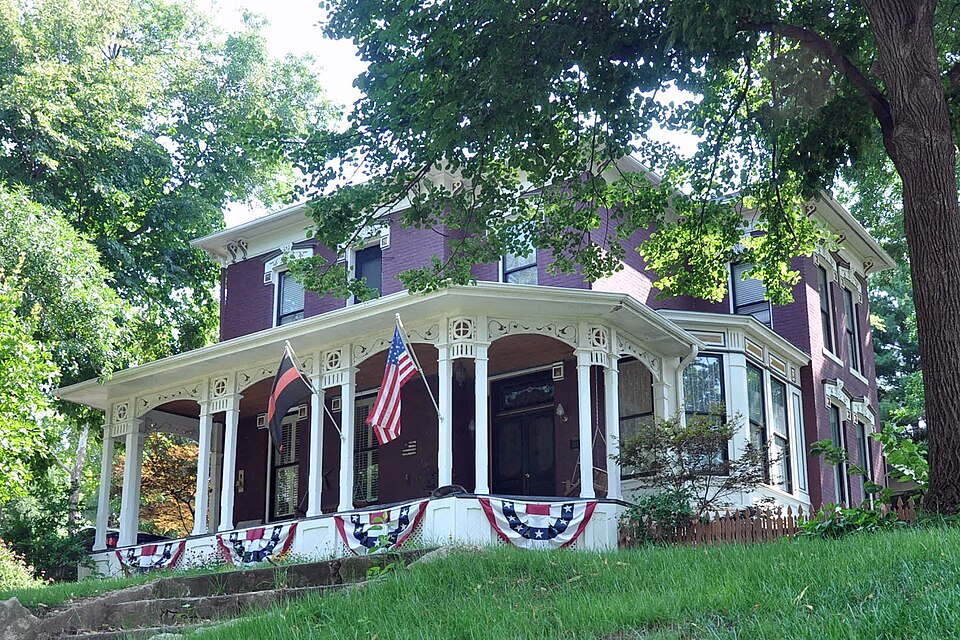 Photograph of Velosco V. Leonard House