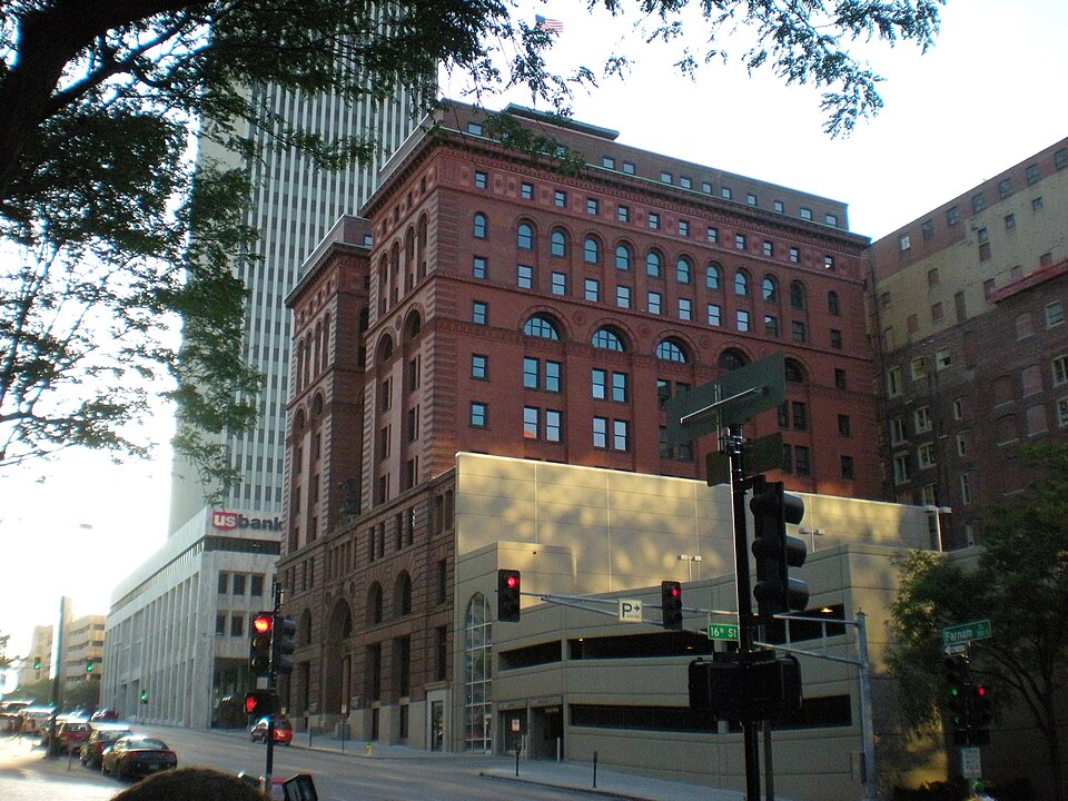 Photograph of Omaha National Bank Building