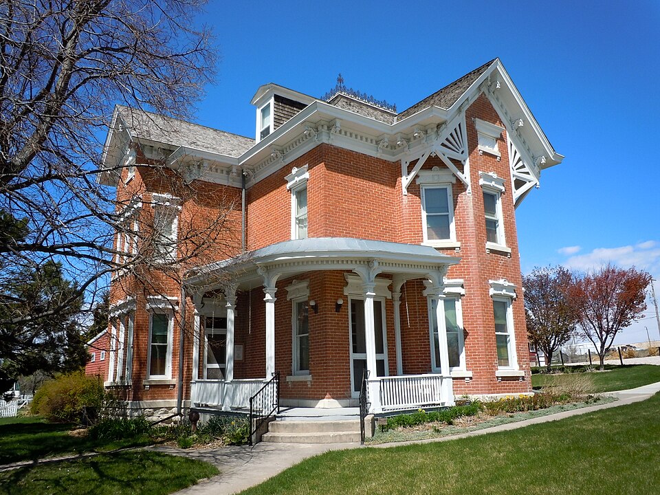 Photograph of Leonidas A. Brandhoefer Mansion